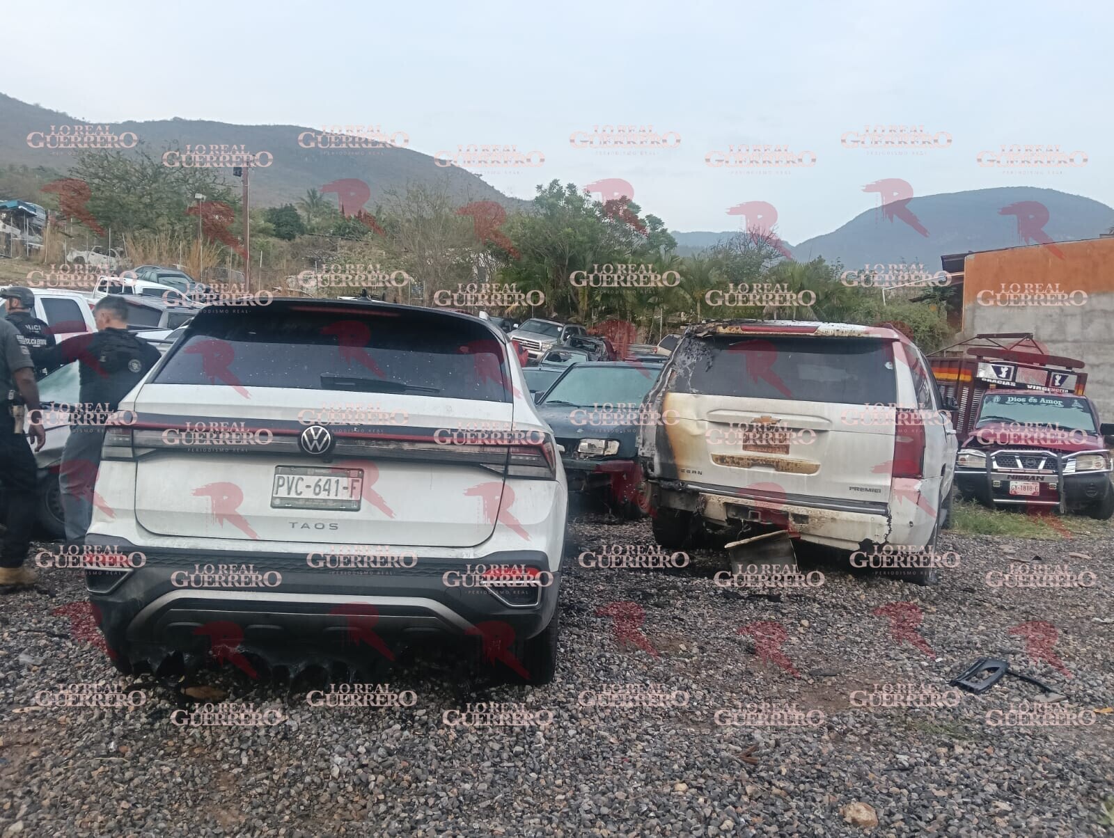 Atacan con explosivos lanzados desde drones el corralón Grúas Alonso, en Petaquillas, municipio de Chilpancingo