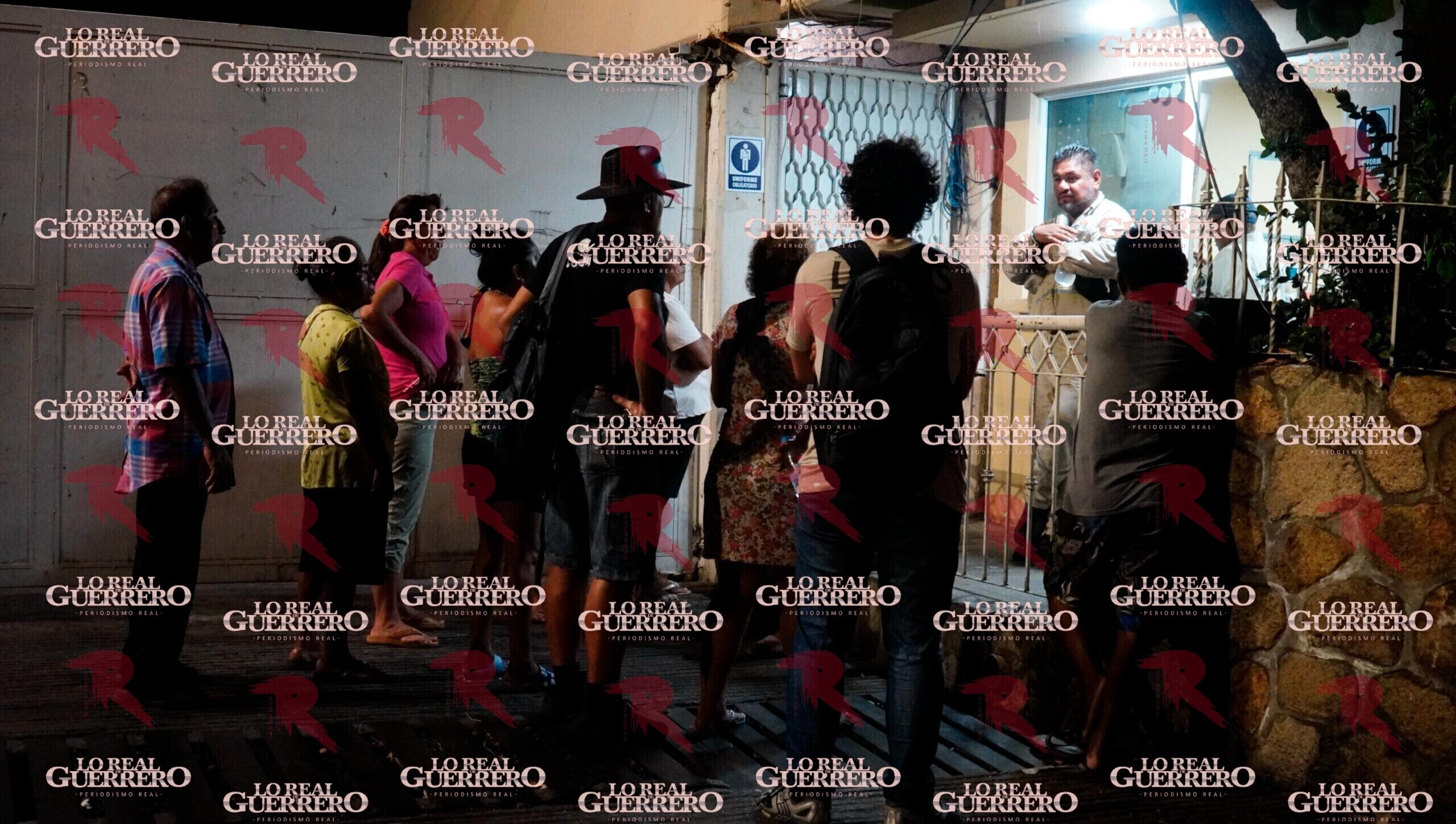 Bloquean vecinos y protestan en CFE por apagón en barrios históricos de Acapulco