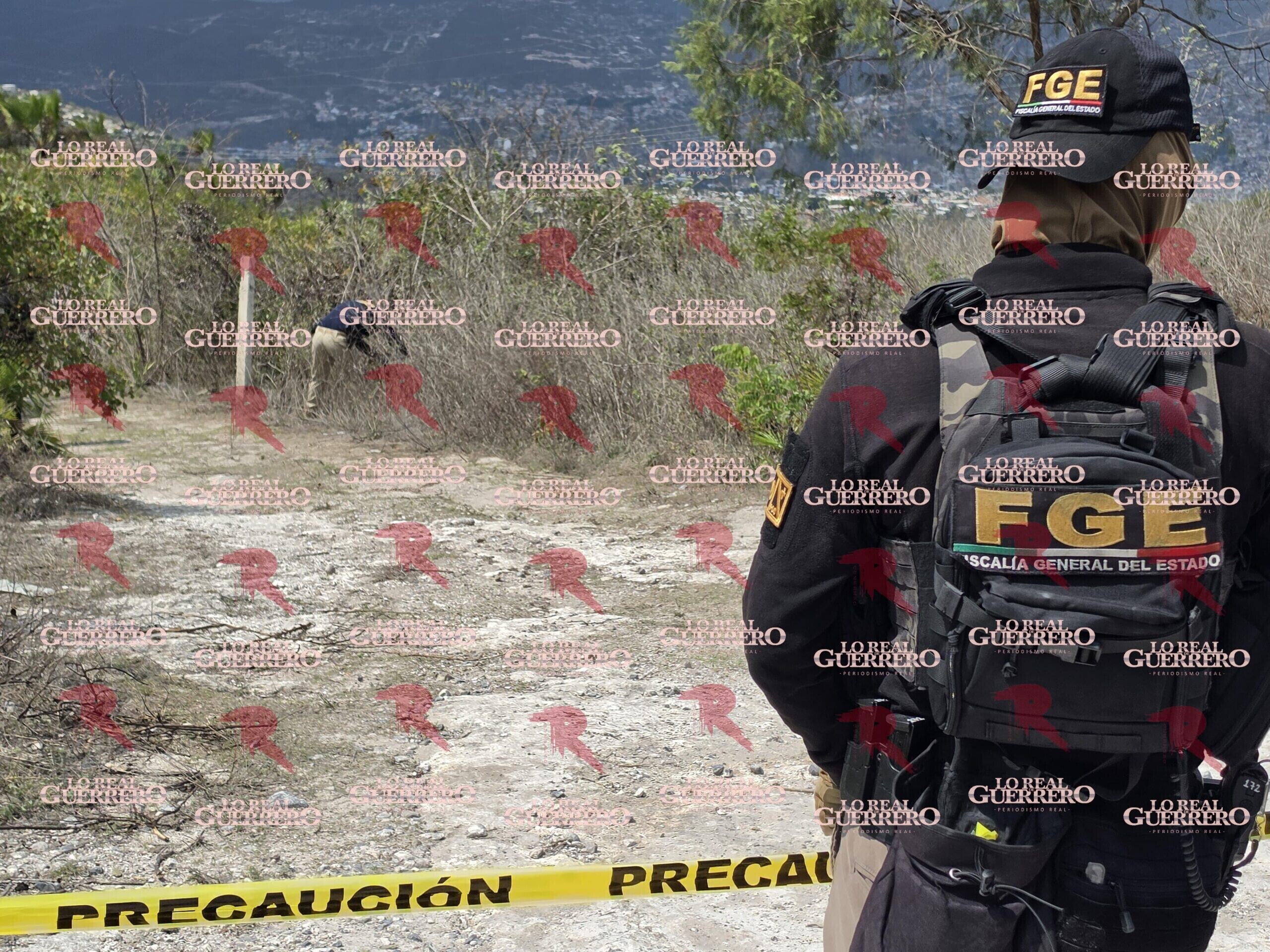 Hallan a un hombre en avanzado estado de descomposición en un terreno baldío de Chilpancingo