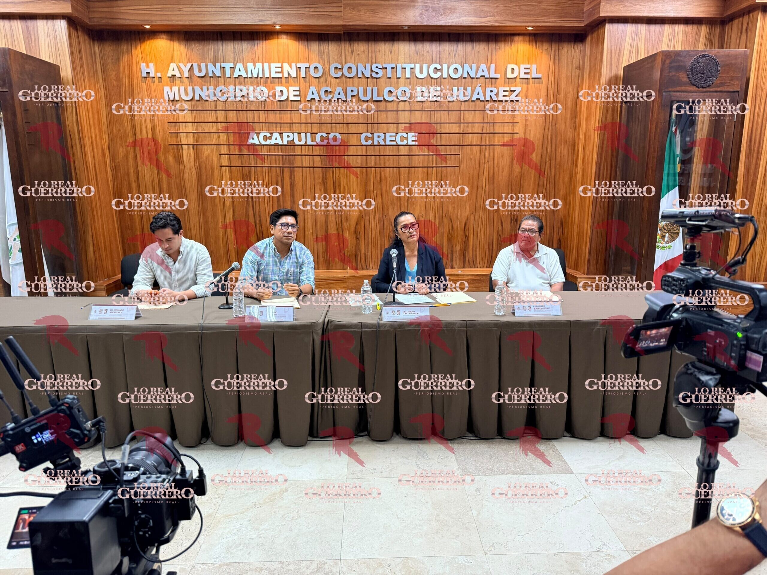 Presentan programa “Acapulco Crece”, que apoyará a pequeños comercios locales