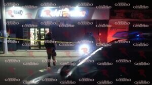 Balean a un hombre dentro de un Modelorama en Acapulco