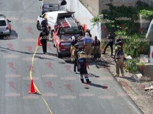 Hallan a un hombre muerto en un canal pluvial, al sur de Chilpancingo