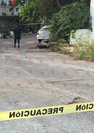 Dejan un cuerpo dentro de una botarga en Mozimba