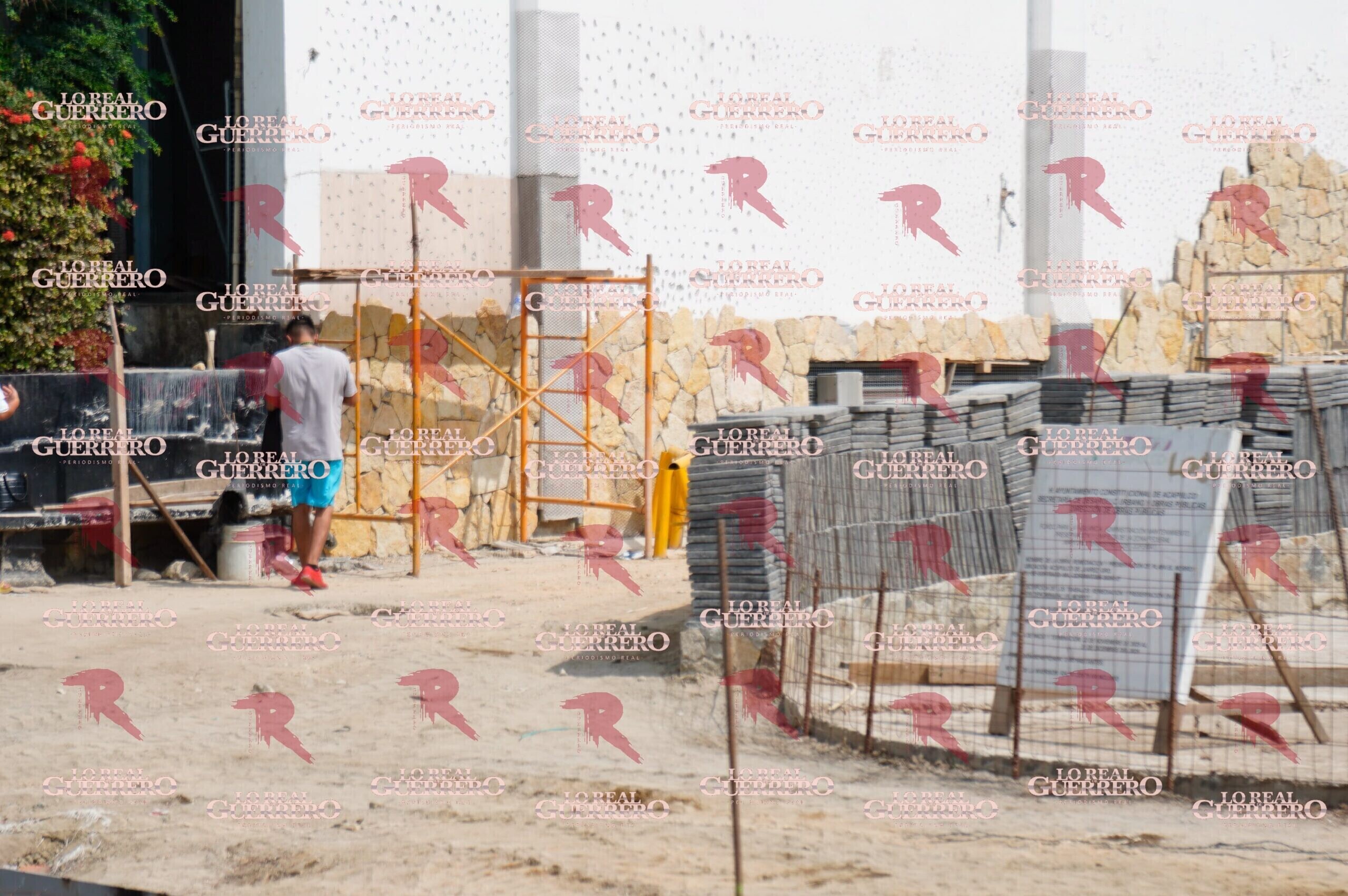 Exigen revisión a Zofemat y Finanzas por atraso en obra de la calle Juan de la Cosa
