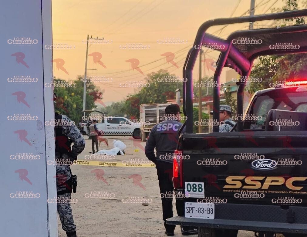 Hallan a un hombre torturado, maniatado y ejecutado a balazos en La Sabana, Acapulco