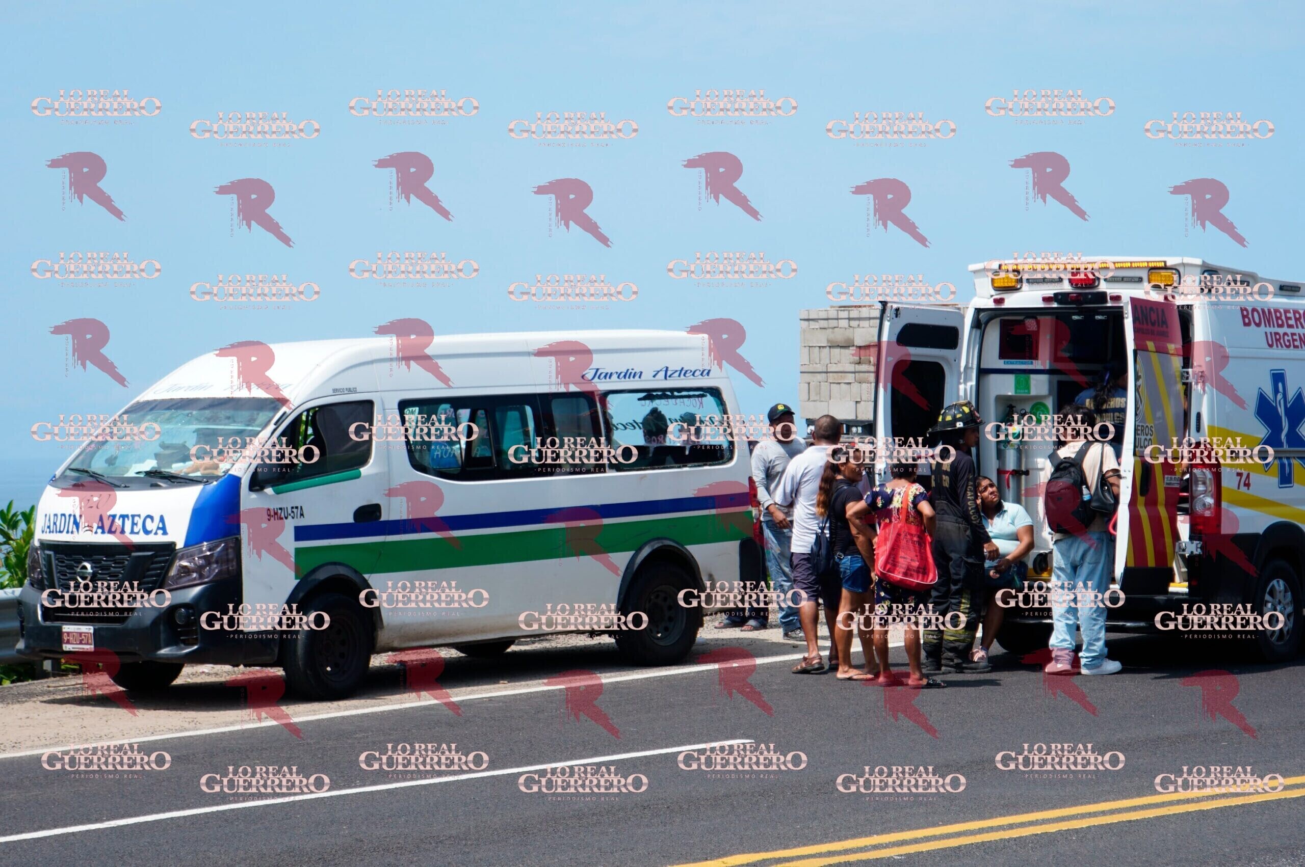 Choque entre urvan y tráiler deja seis heridos en Pie de la Cuesta