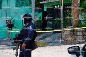 Lesionan a transportista y detienen a un hombre en Praderas de Costa Azul