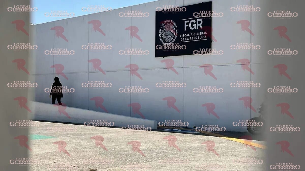 Detienen al secretario de Seguridad de Coyuca de Benítez y a cuatro policías en Acapulco