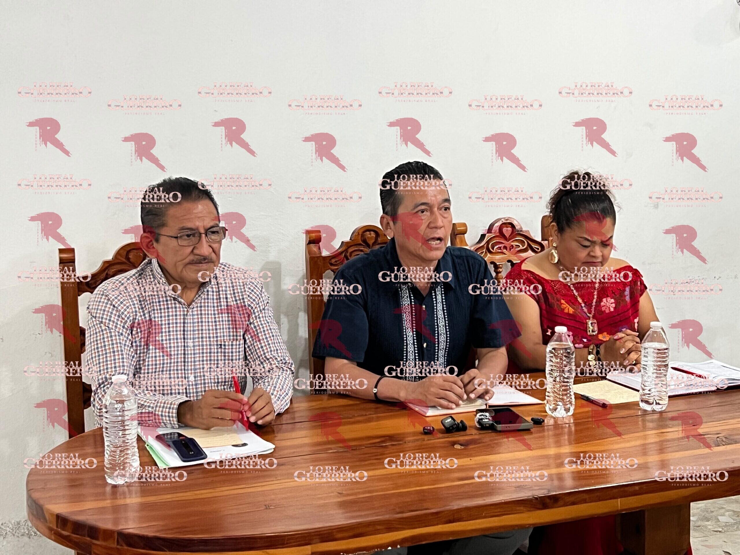 Esperan opositores revocación de toma de nota de Javier Pat