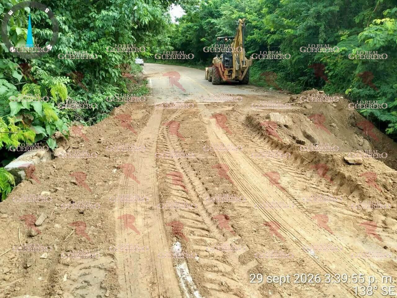 Restablecen circulación en carretera a la Sierra de Coyuca de Benítez