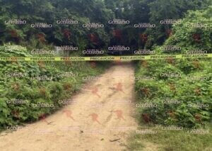 Hallan a un hombre asesinado a balazos en un lote baldío de Zihuatanejo