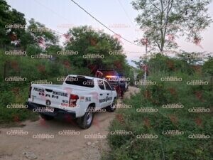 Hallan a mujer en avanzado estado de descomposición en un terreno baldío, en Acapulco