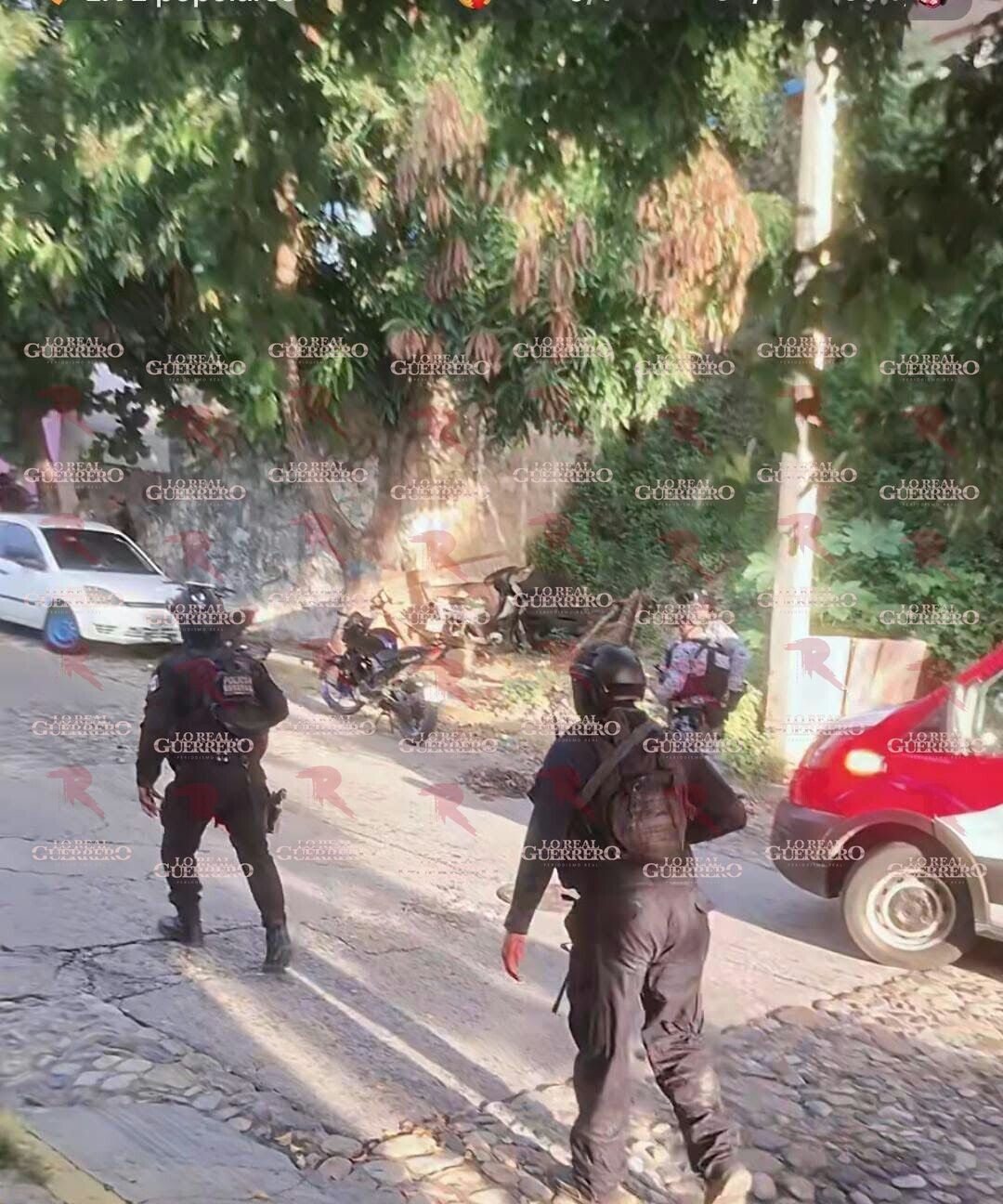 Acuchilla a dos mujeres y vecinos lo detienen en Acapulco