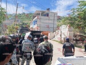 Lapidan a un hombre en puente de Ahuatepec Ejido; a metros, días antes, asesinaron a “El Cholo”