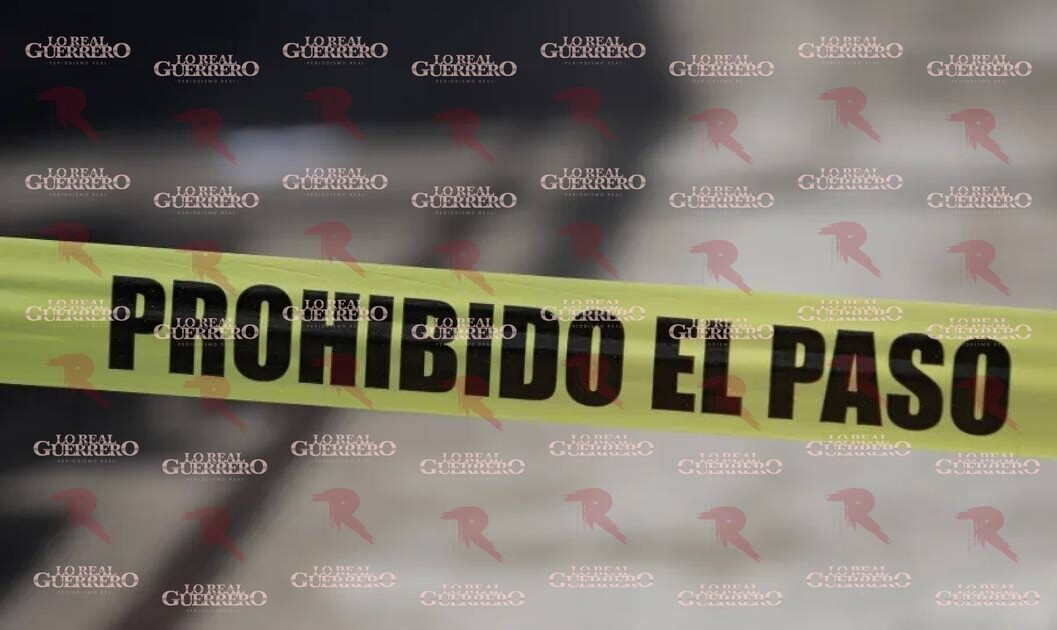 Hombre muere tras caer con su camioneta a un barranco en el municipio de Atlixtac
