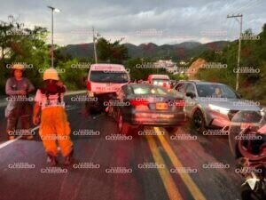 Choque frontal deja cinco lesionados en la zona poniente de Acapulco